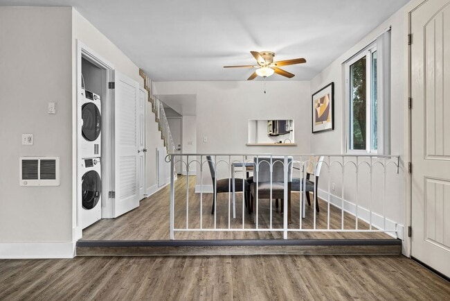 Photo - Parkway Plaza Apartments