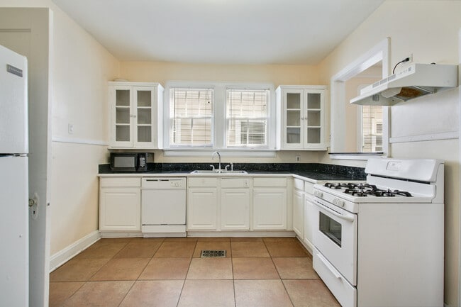 Photo - 2102 S Carrollton Ave