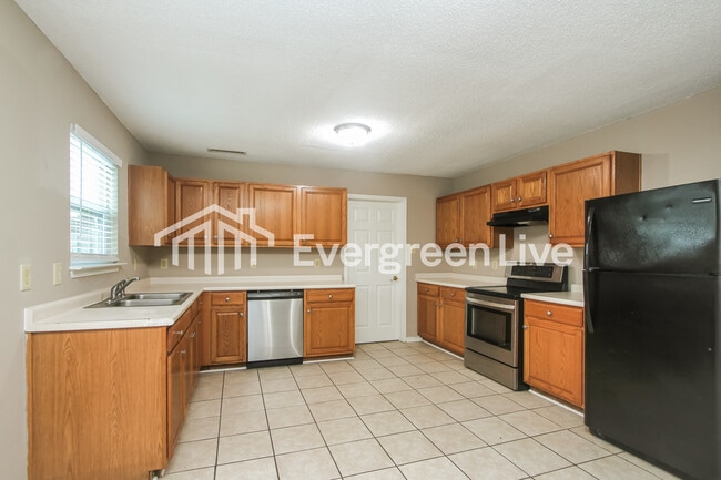 Photo - 1806 Sonesta Ln