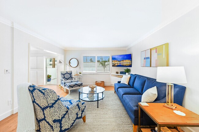 Photo - 235 3rd Ave S