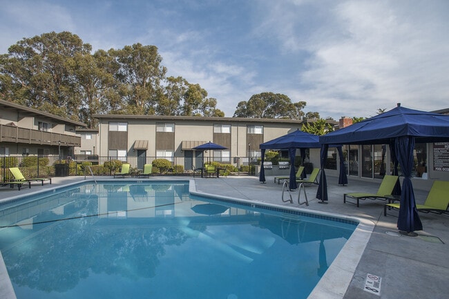 Monterey Townhouse