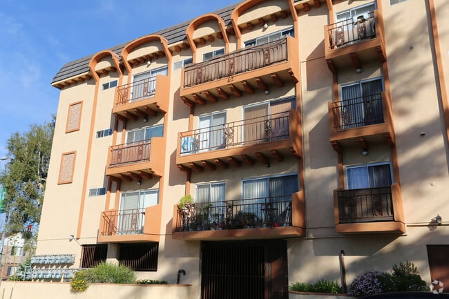 Photo - 5000 Laurel Canyon Blvd