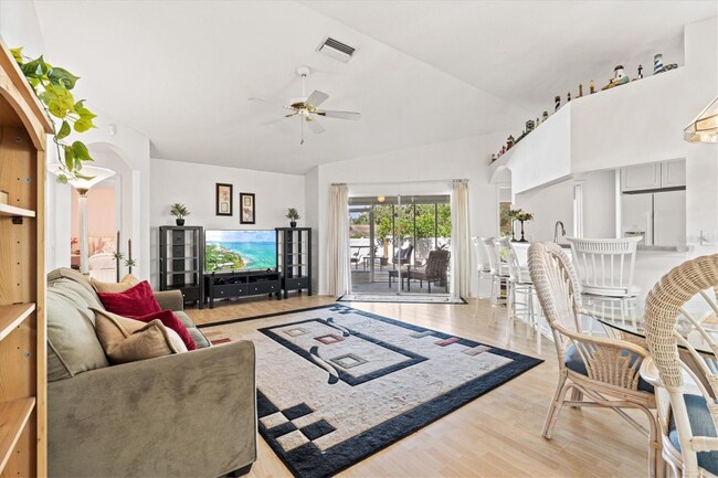 Photo - 5128 18th Ln E