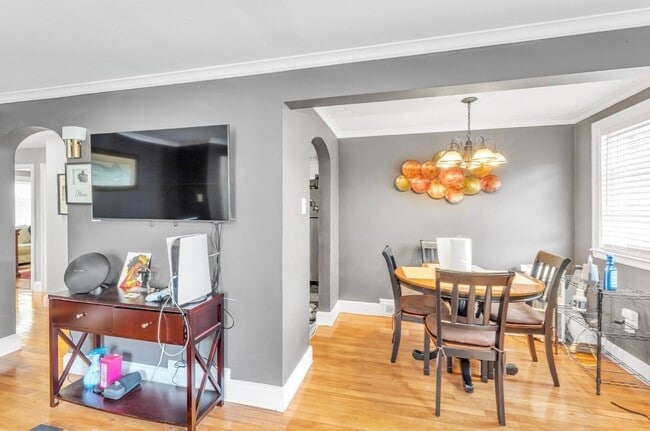 Photo - 30 Bateman St Unit 30 Bateman Street #2