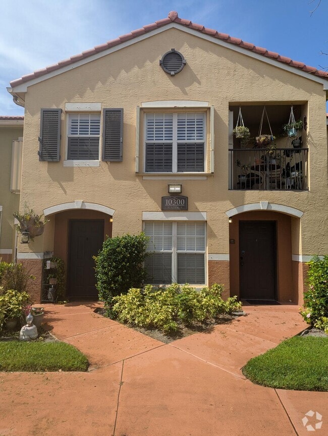 Building Photo - 10300 Fox Trail Rd S Unit 810 Rental