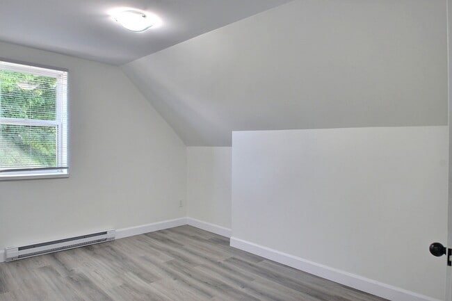 Photo - 141 St. George St Unit 141