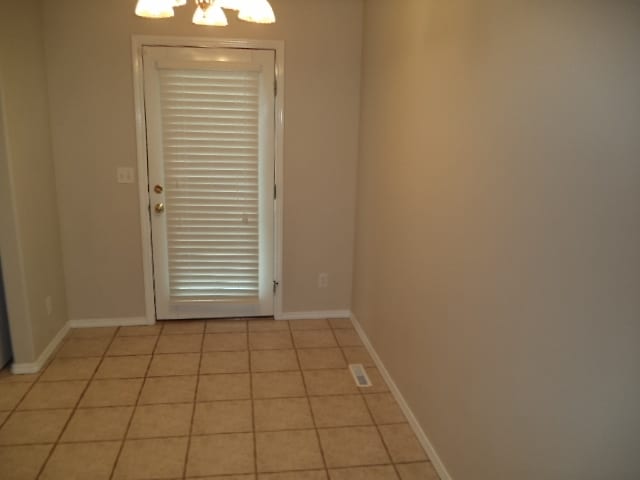 Photo - 410 W Mule Ct