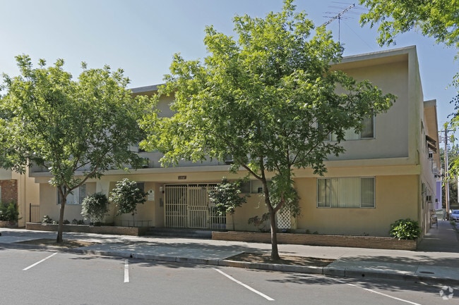 Building Photo - 1510 18th St Rental