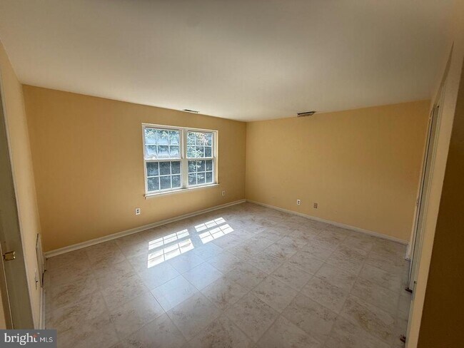 Photo - 922 Montgomery Ave