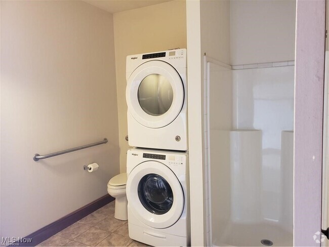Building Photo - 145 S 23rd St Rental