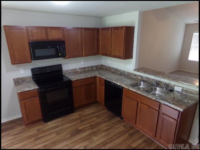 Photo - 6097 Saddle Hill Dr