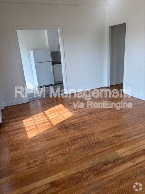 Building Photo - 1523 N Mccadden Pl Unit 307 Rental