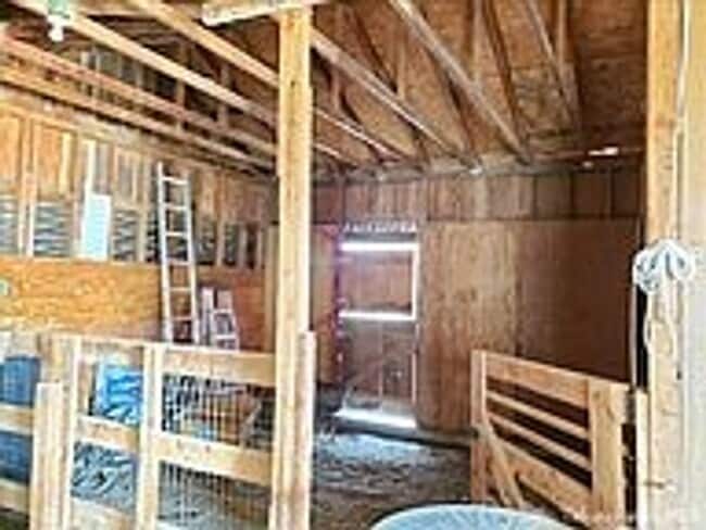 Photo - Beautiful 3/2 in Oak Knolls