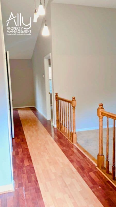 Photo - 2935 Lamkin Way