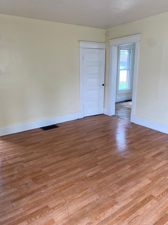 Photo - 3 bedrooms house