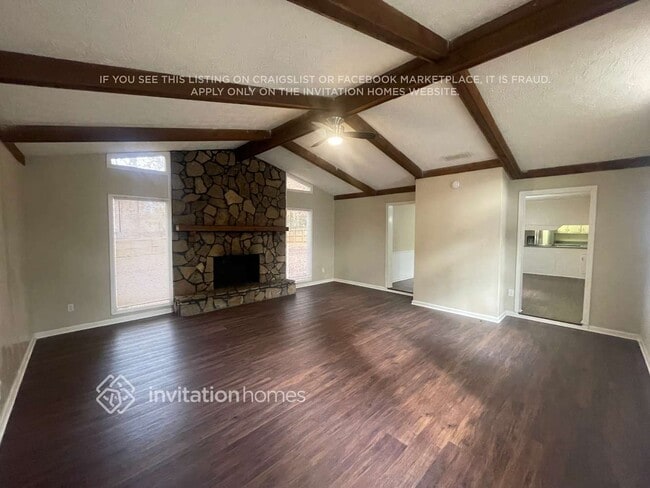 Photo - 1234 Woodland Ct SE