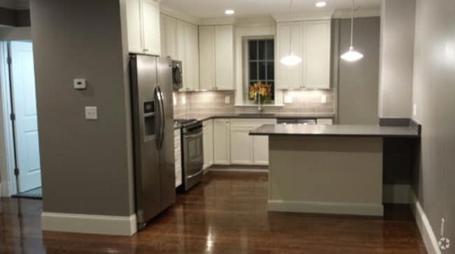 Building Photo - 384 Langley Rd Unit 304 Rental