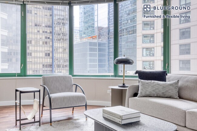 Photo - 420 E Ohio St Unit FL7-ID585