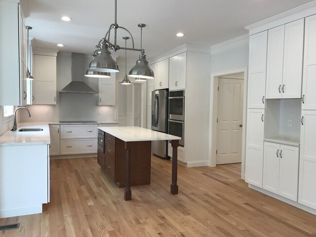 Photo - 53 Wellesley Rd Ext