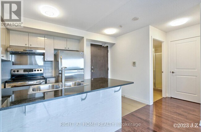 Photo - 5793 Yonge St Unit 1009