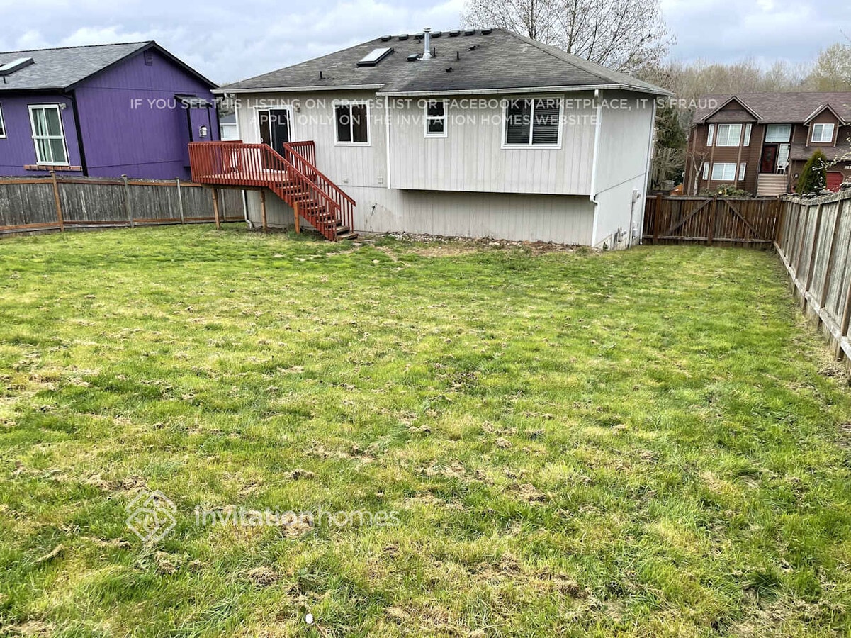 Photo - 3224 92nd Dr NE