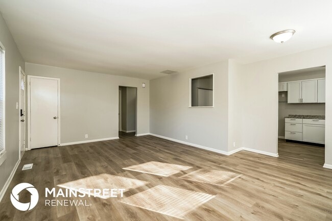 Photo - 2755 Ralston Ave