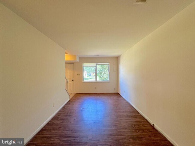 Photo - 9773 Hagel Cir