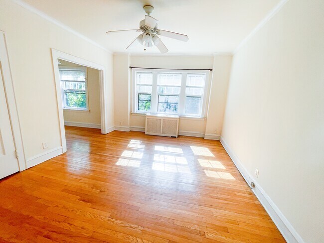 1627-45 Ridge Ave.
