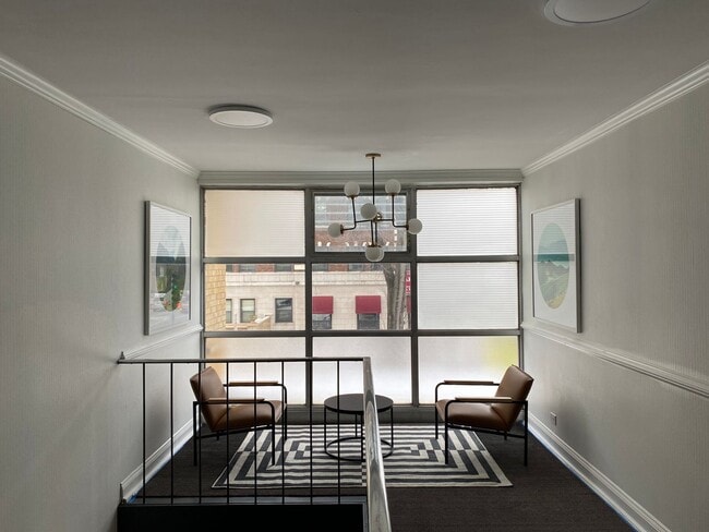 Photo - 720 Washington