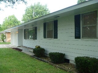 Photo - 309 E Lewis St