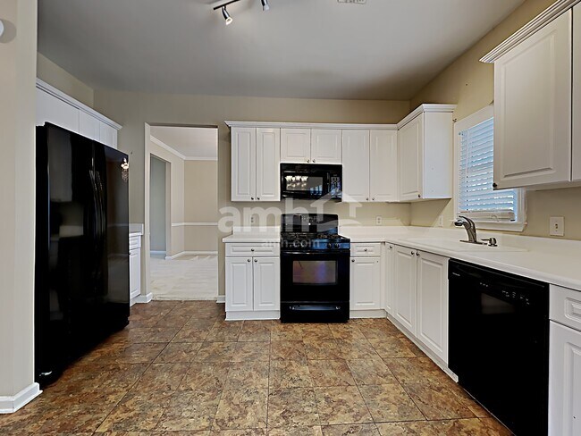 Photo - 5015 Hampton Bluff Ct