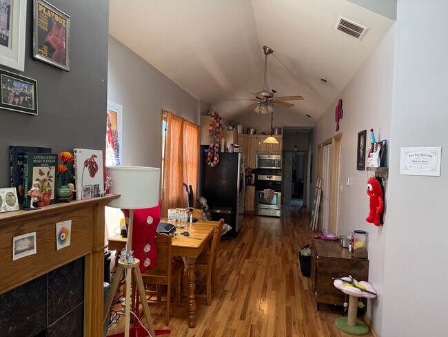 Photo - 1444 W Walton St Unit 3