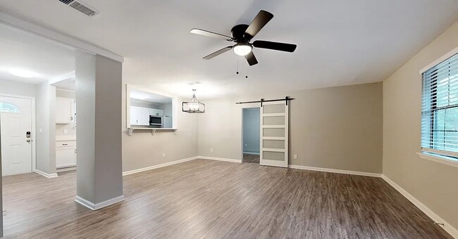 Photo - Hidden Gem in Lithonia!!