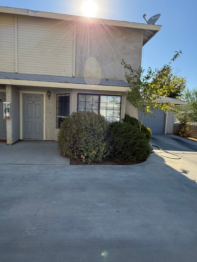 Building Photo - 605 Perdew Ave Rental