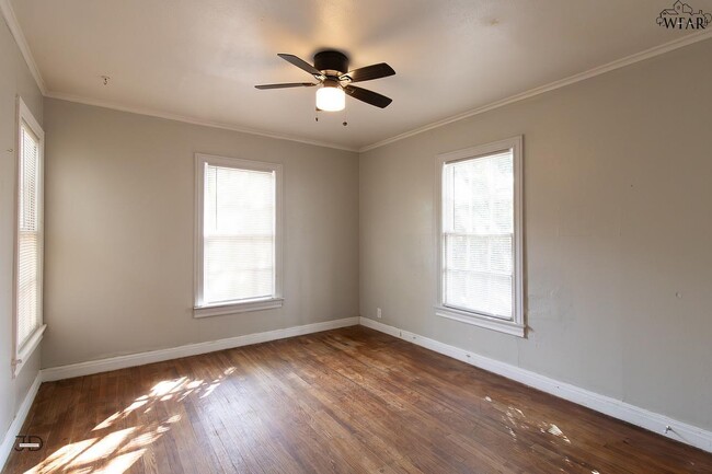Photo - 2508 Marie St