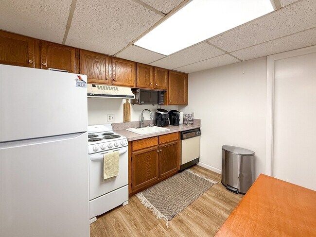 Photo - 10 Shadowbrook Ln Unidad 24