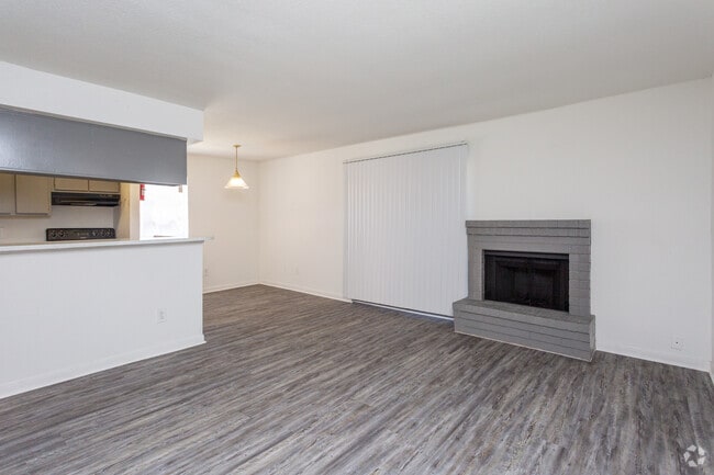 Sala de estar y comedor - Toro Place