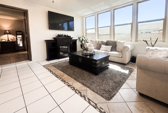 Photo - "Well Maintained 3 Bedroom, 2 Bathroom Pool Home in Yuma Corona!"