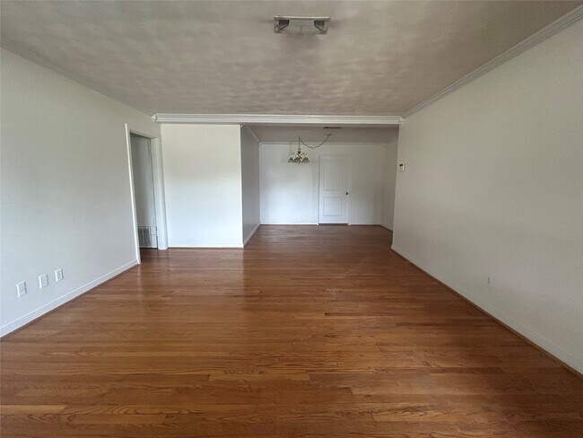 Photo - 7738 Dixie Dr