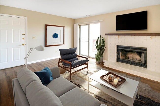 Building Photo - 17048 Sandalwood Creek Dr Unit A