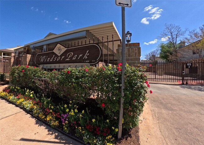 Photo - 1881 Bering Dr Unidad 6