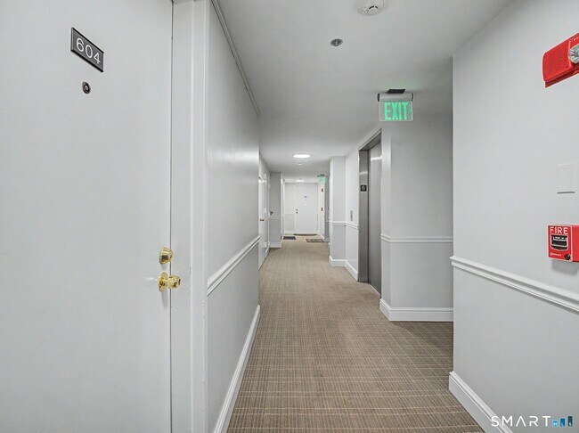 Photo - 104 North St Unit 604