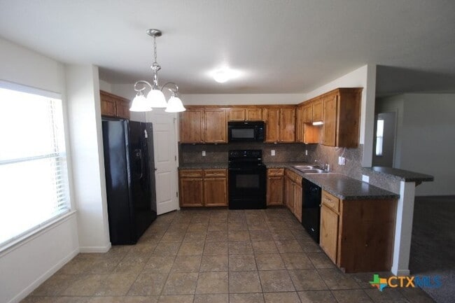 Photo - 2813 Settlement Rd