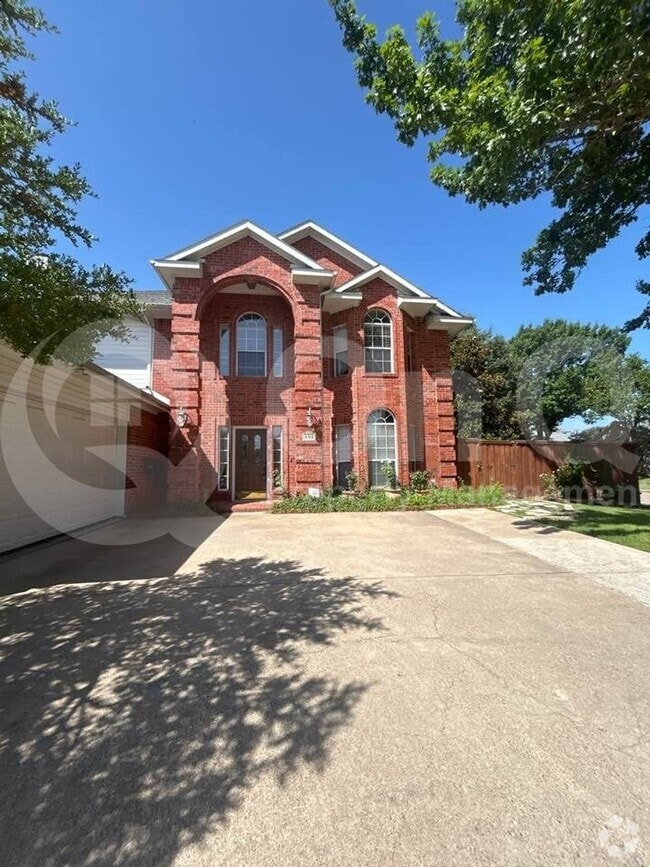 Building Photo - 402 Baltusrol Cir Rental