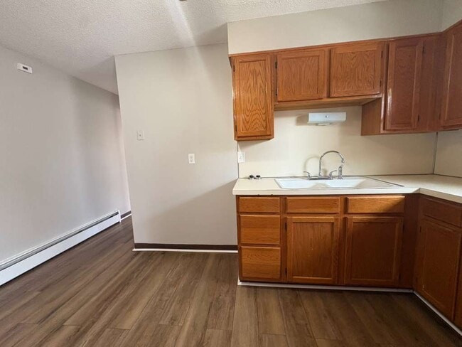 Photo - 281 Augur St Unit 2R