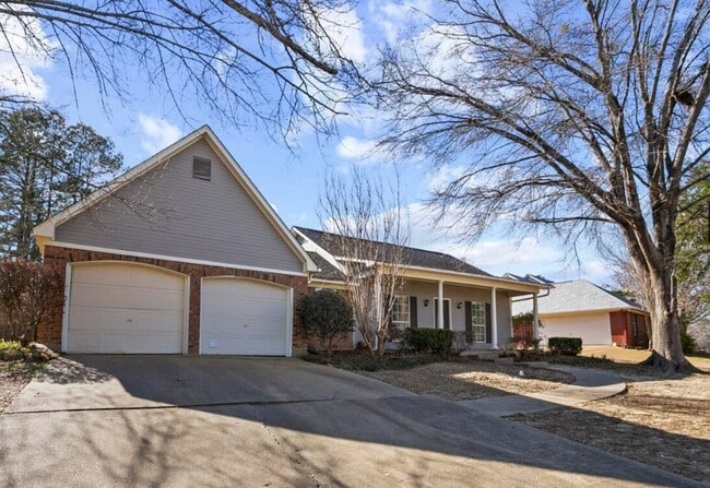 Photo - 320 Pebble Creek Dr