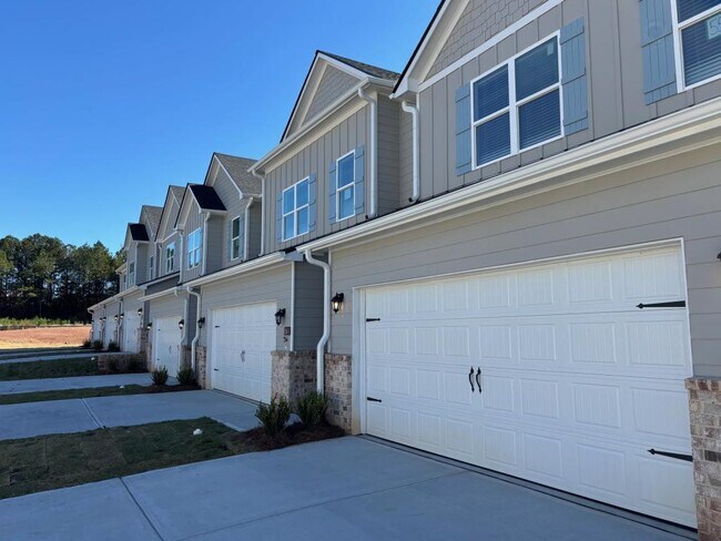 Photo - 200-B Alston Ridge Dr