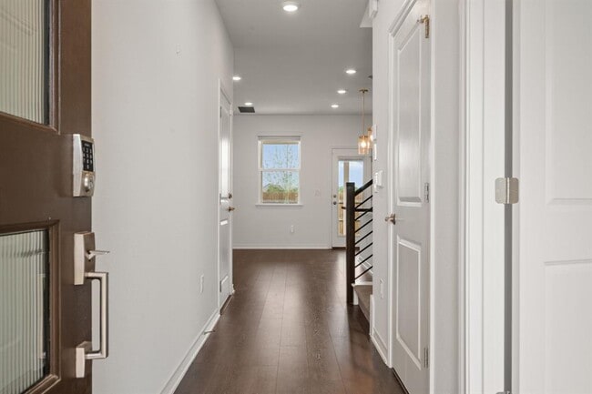 Photo - 2902 Tavern Dr