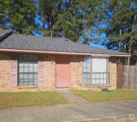 Building Photo - 908 Fisher Ln Rental