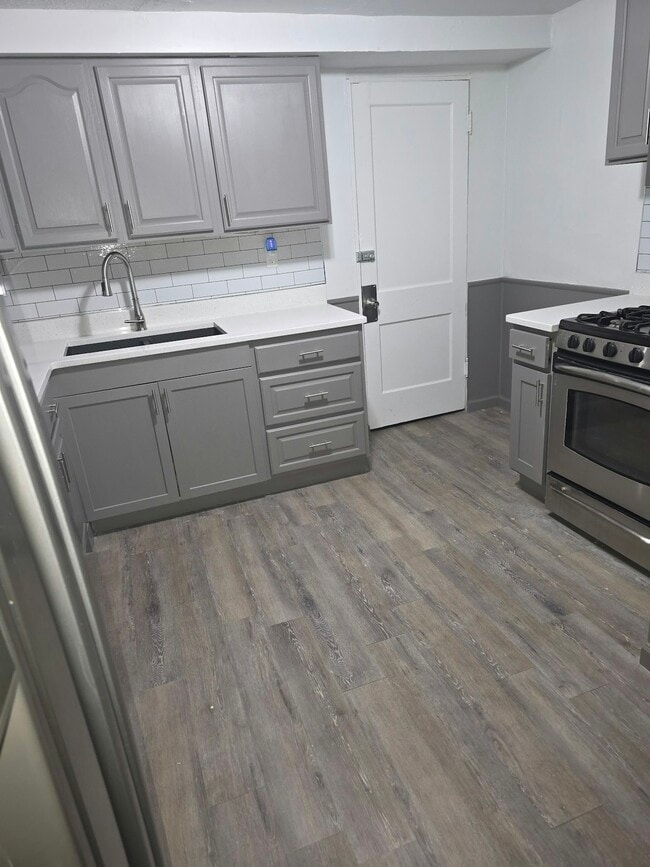 Photo - 650 E 130th St Unidad 650